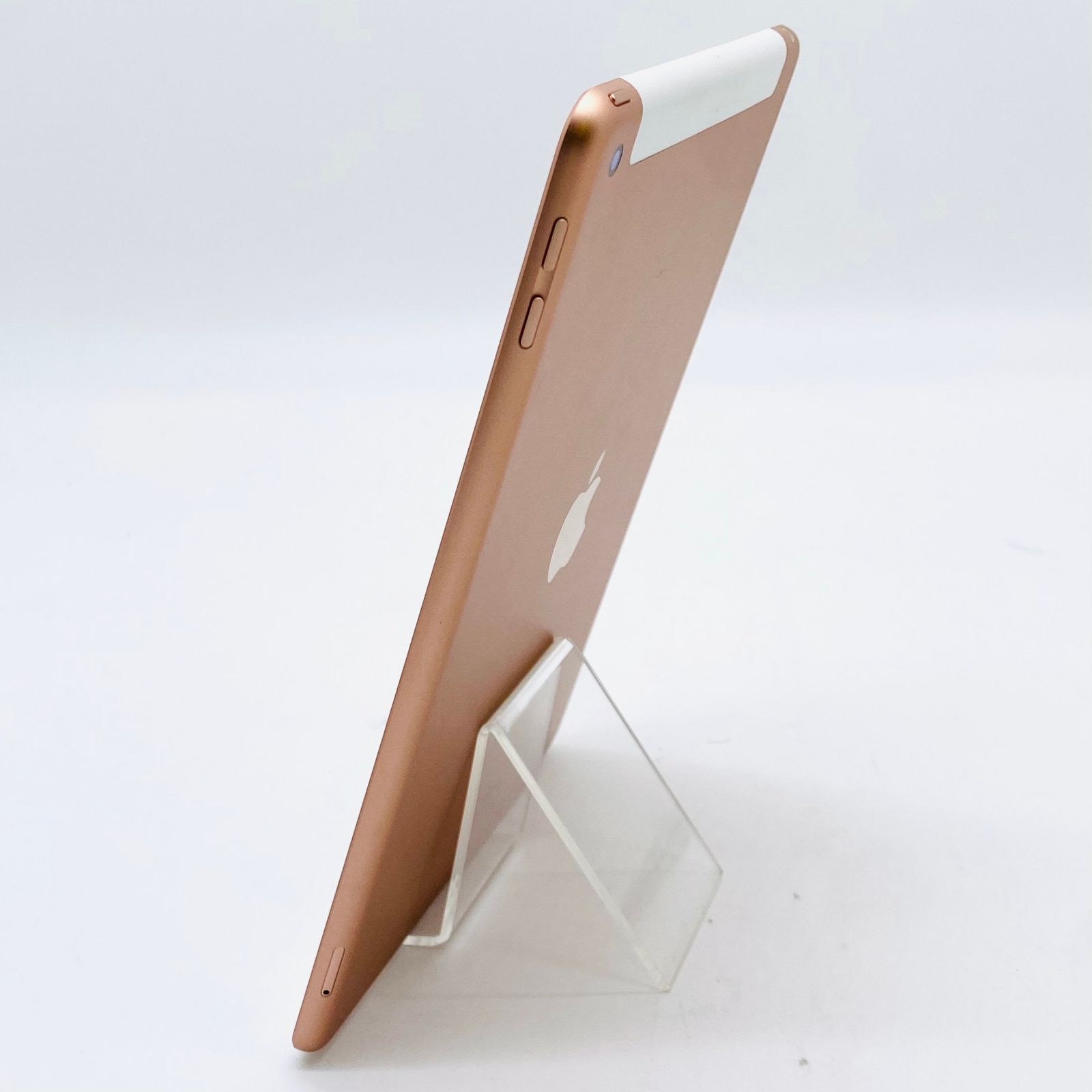 docomo iPad 第6世代 Wi-Fi+Cellularモデル 32GB MRM02J/A ゴールド