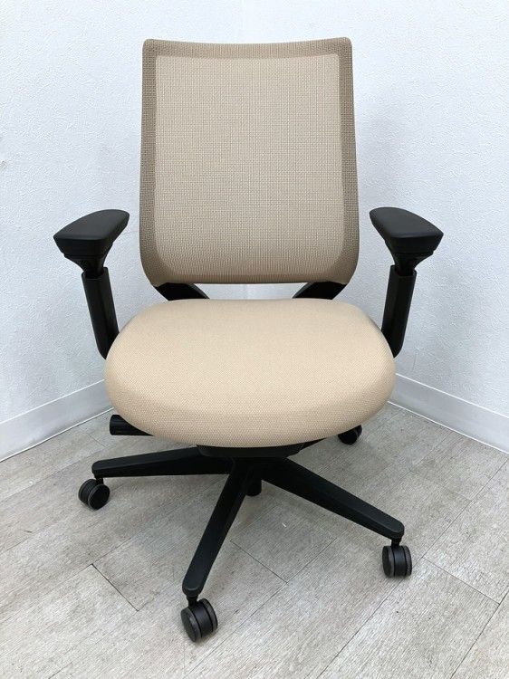 可動肘付ミトラ2チェア