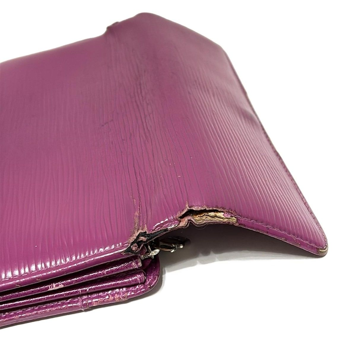 LOUIS VUITTON(ルイヴィトン) 長財布 エピ ポルトフォイユサラNM2