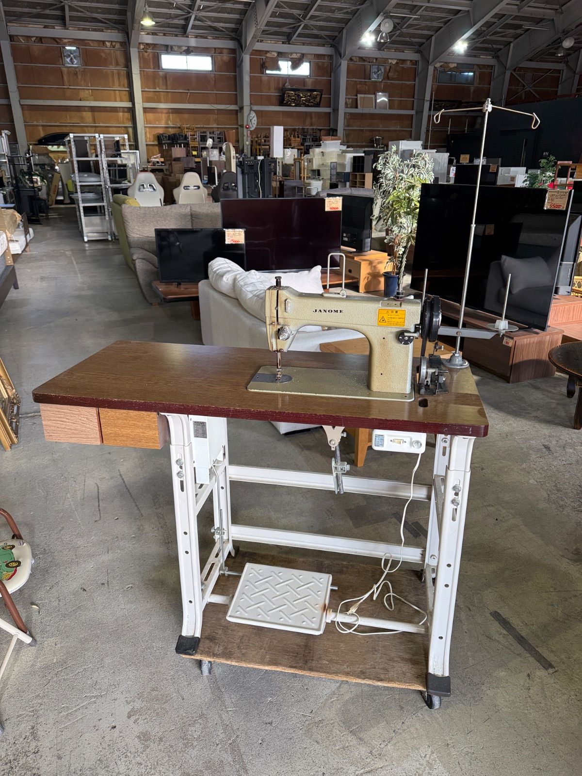 ジャノメミシン 足踏みミシン 職業用 766型