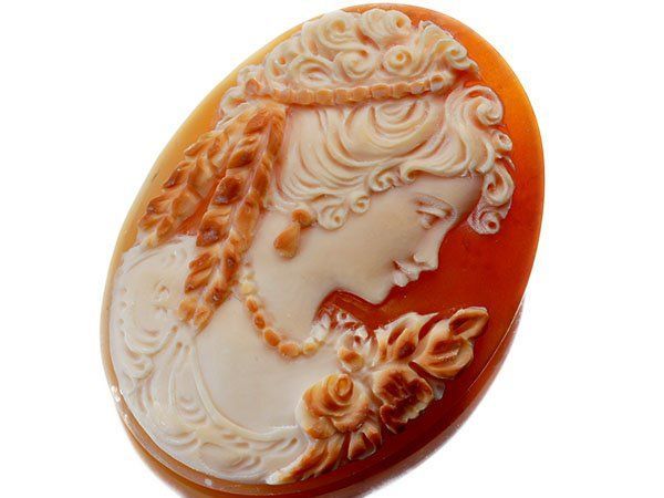 ジュエリー極】SF作 美しい装飾品の女性像 アンティークシェルカメオ