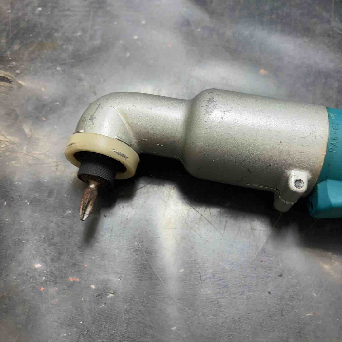 品 マキタ makita コードレスアングルインパクトドライバ