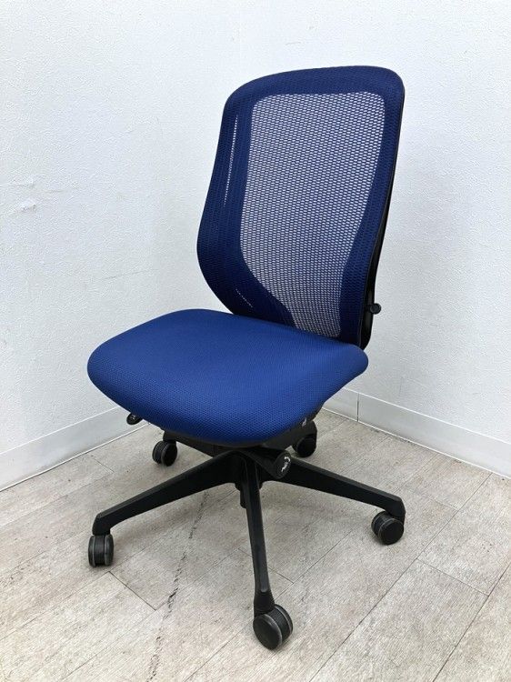 品 オカムラ シルフィーチェア C 635 XR ブルー