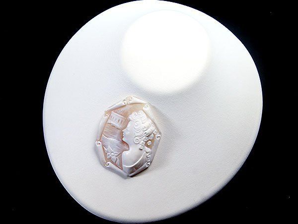 ジュエリー極】巻き髪の女性像 シェルカメオルース 60.0mm×46.8mm