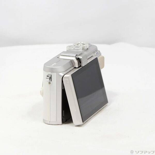 中古品〕 OLYMPUS PEN E-PL8 ボディー ホワイト【349】 - メルカリ