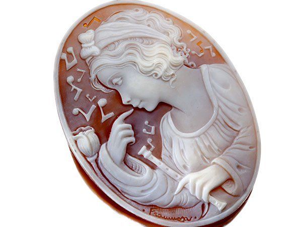 ジュエリー極】作家品 サイン刻印有 音楽を奏でる女性 シェルカメオ