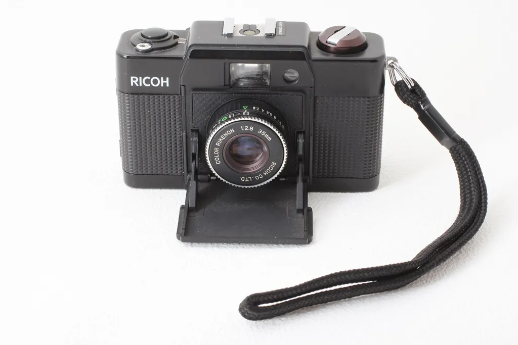 格安 RICOH リコー FF-1 コンパクトフィルム カメラ