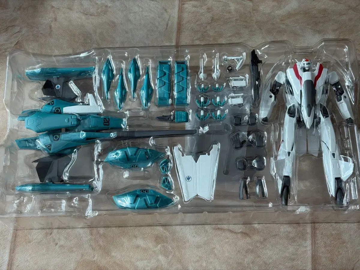 s*s様 【未開封新品限定盤】sparta porcelain 20周年記念リイ HI-METAL R VF-2SS VALKYRIE II + SAP 出品 - メルカリ