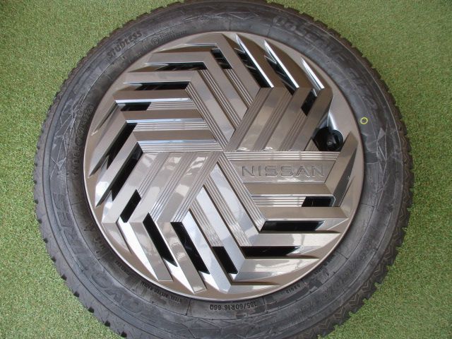 【値下げ中】日産純正スチール　ノート185/60R16　スタッドレス４本SET 中古】 送料込み 日産純正スチール ノート 185/60R16 スタッドレス