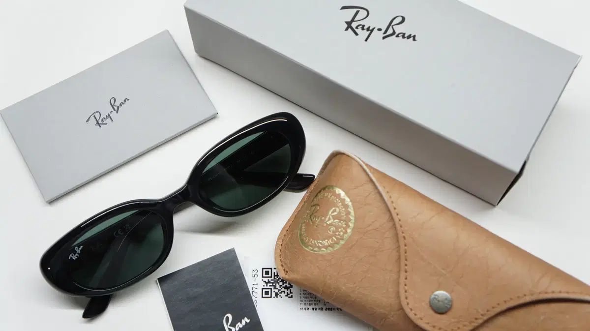 レイバン RB 4441 D オーヴァルサングラス G 15 グリーンレンズ