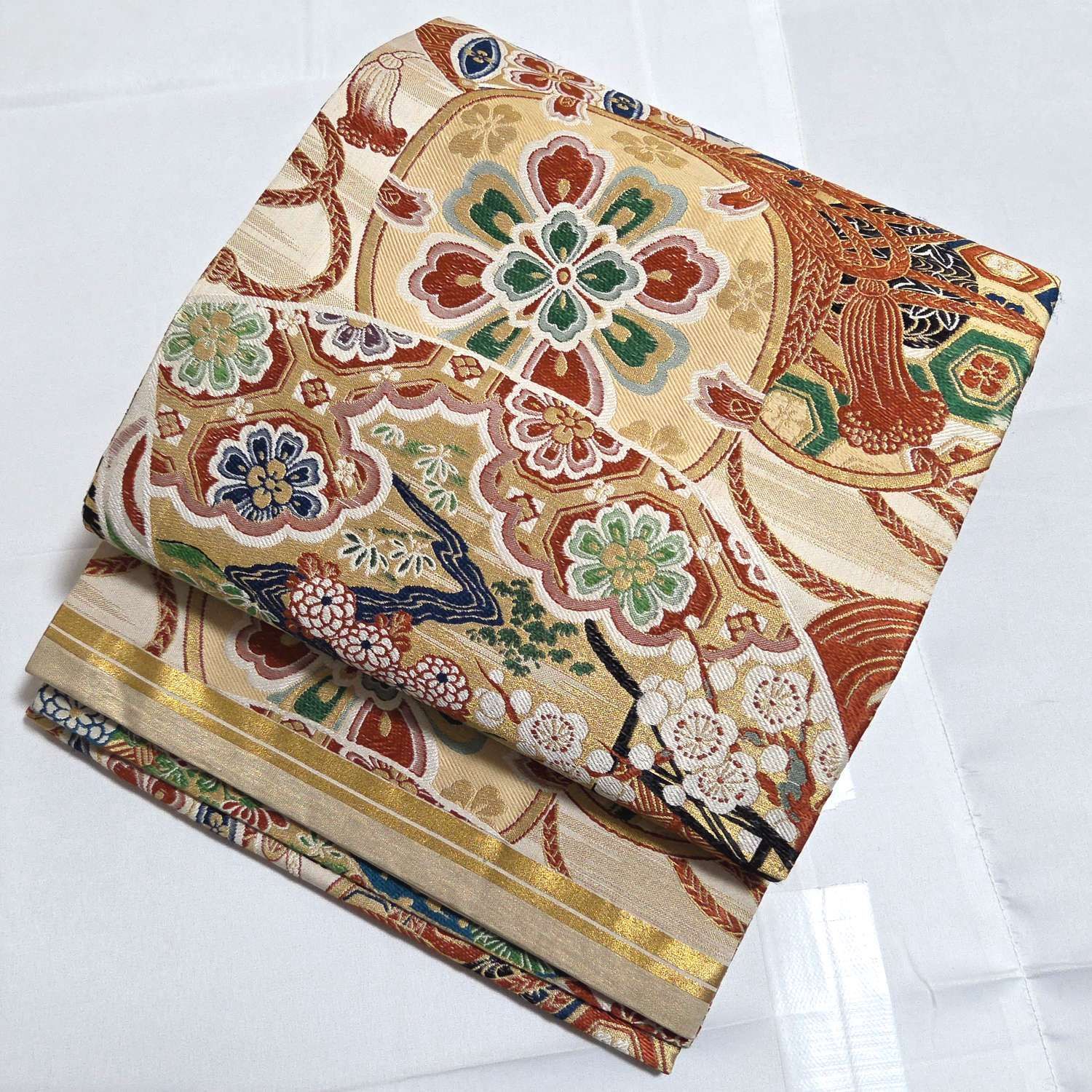 B 着物くつろぎ アンティーク 大正ロマン レトロ 豪華 古典模様 華文 鼓 花々 全通 正絹 フォーマルな丸帯