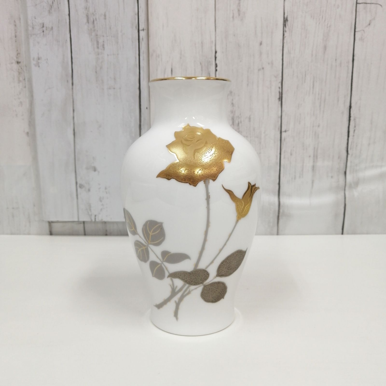 大倉陶園 金蝕バラ 花器 花瓶 - メルカリ