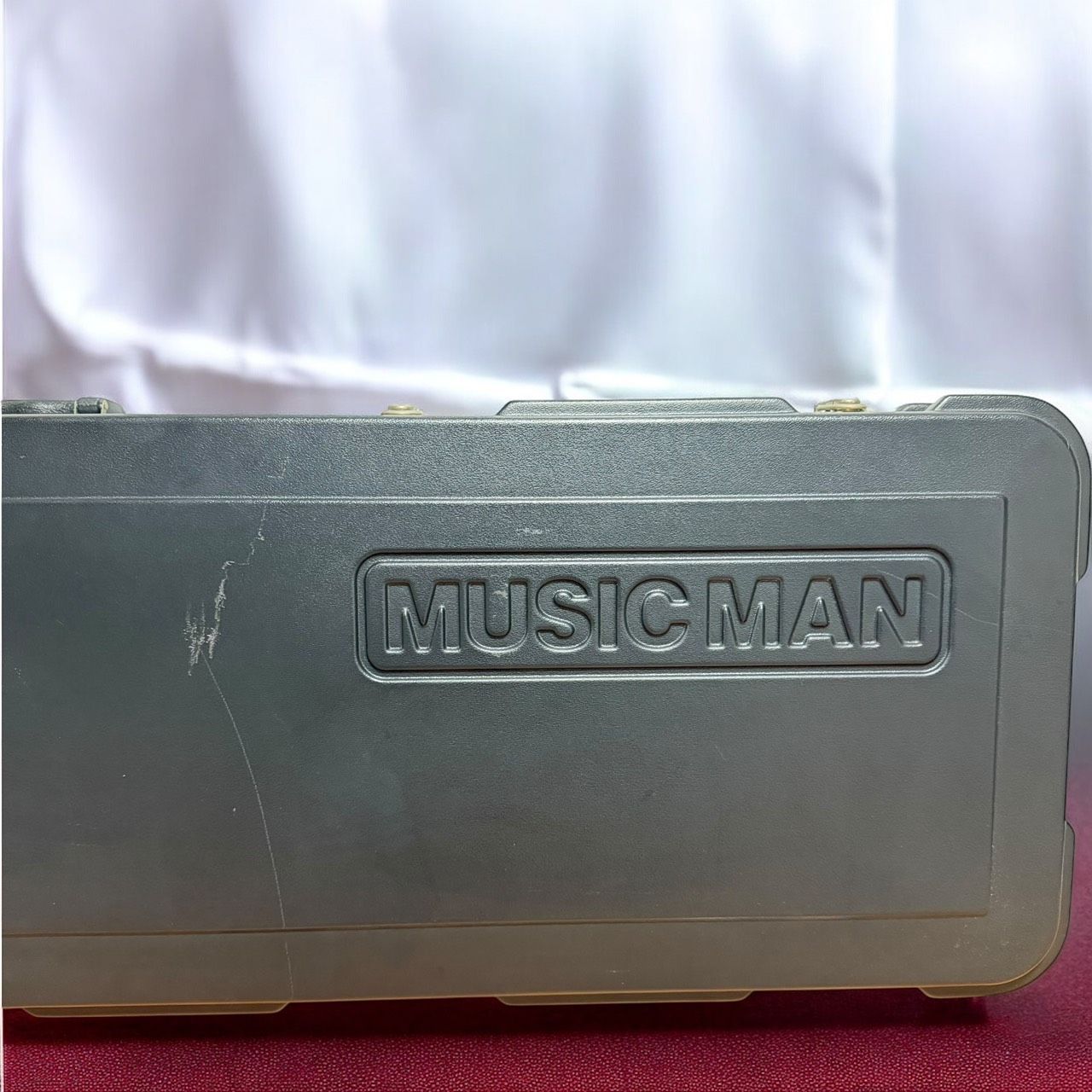 ☆送料無料 希少 良品 MUSICMAN Stingray 5用 ハードケース