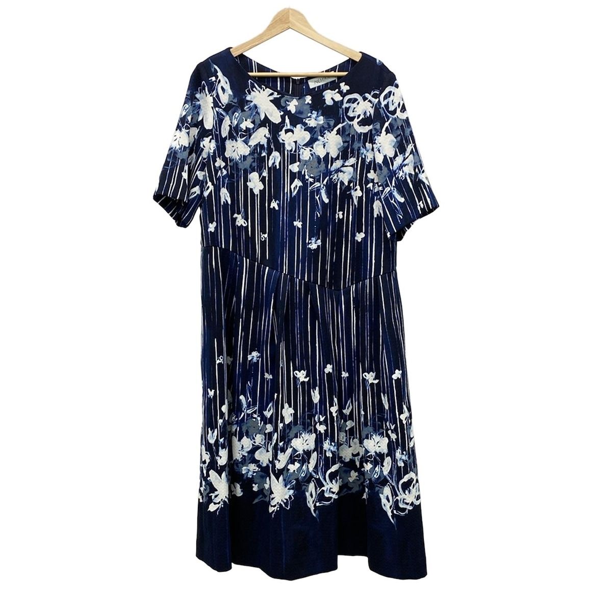 NEMIKA by Leilian ネミカ ワンピース サイズ17 XL レディース - ネイビー×白×グレー クルーネック 半袖 ロング 花柄