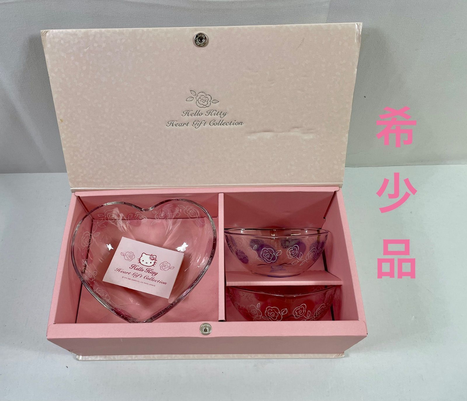 A2167・ハローキティ ハート ボウルセット 金正陶器 日本限定 ※箱