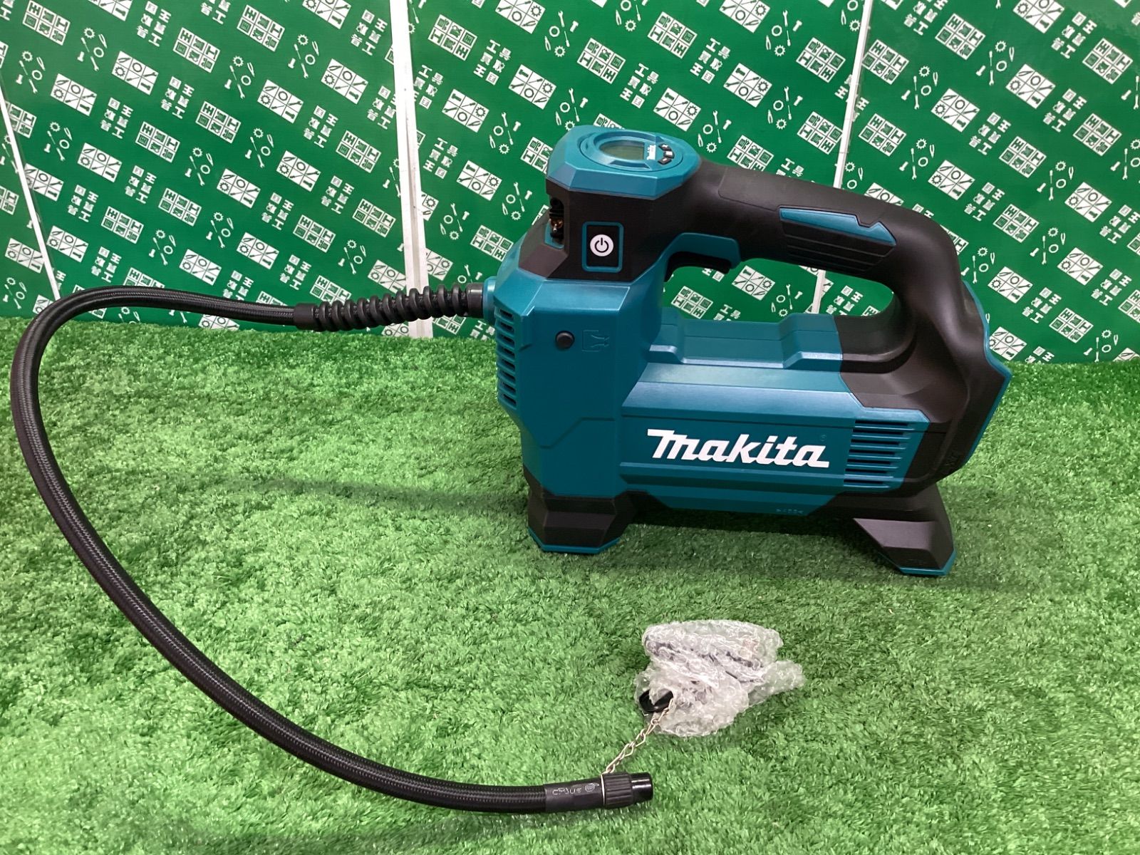 マキタ 18 V 充電式空気入れ 本体のみ MP 181 DZ