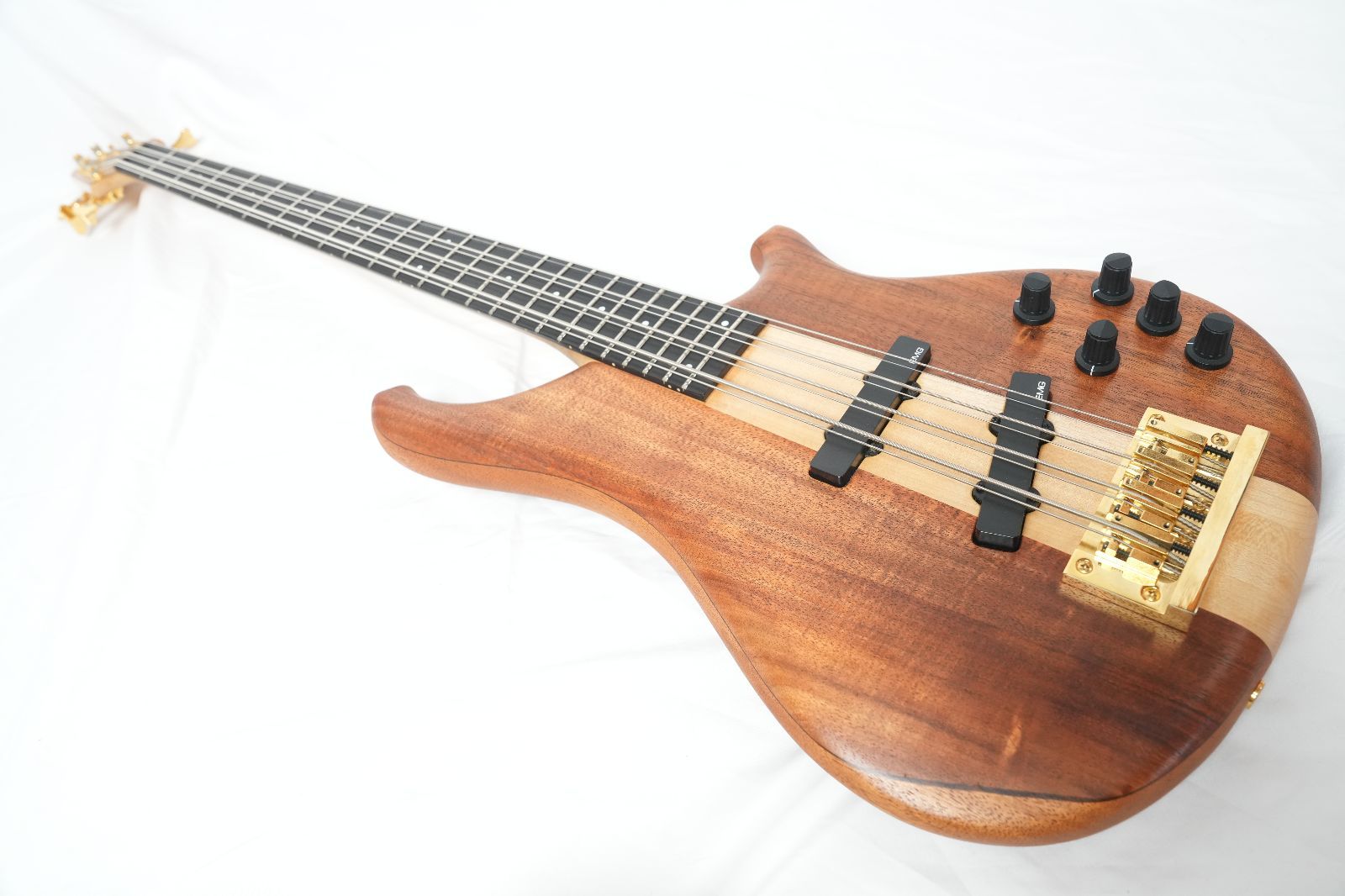 ☆TUNE☆Zi3-8N 8弦ベース カシオペア 鳴瀬 善博コラボモデル 美品