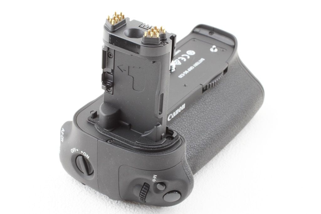極上品 Canon キヤノン BG-E20 バッテリーグリップ EOS 5D MarkIV専用
