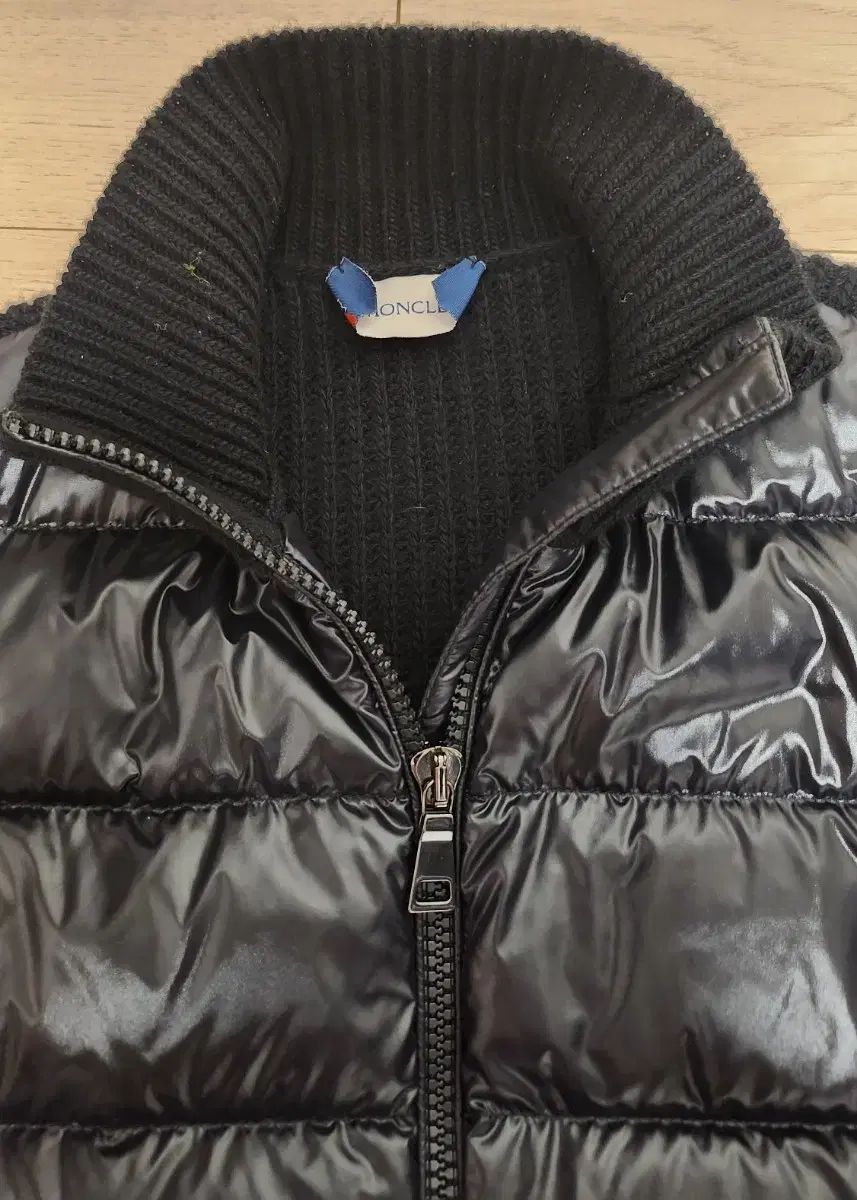 モンクレール キッズ ブラック ダウン ニット カーディガン トリコット 8 A size