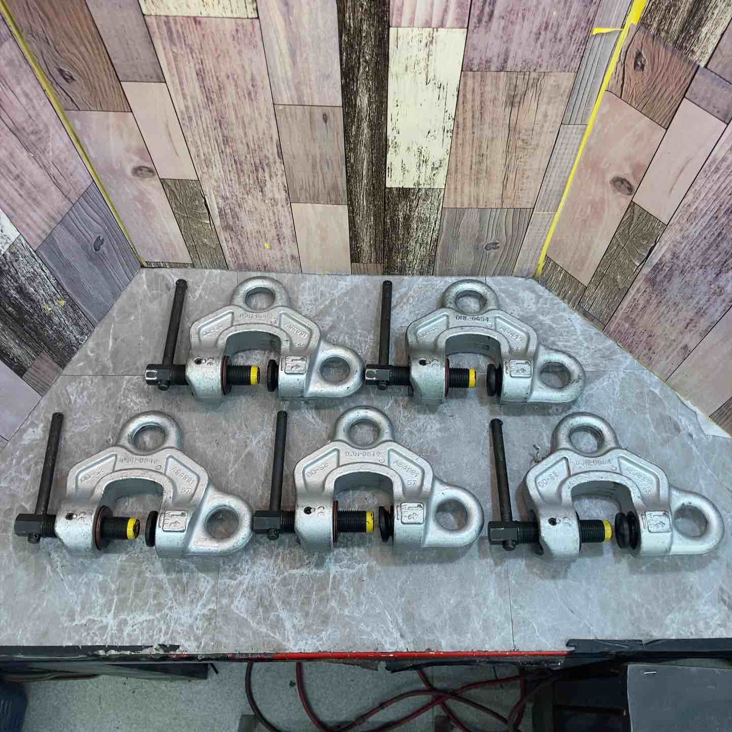 品 イーグルクランプ 1 t セット SBB 40 mm