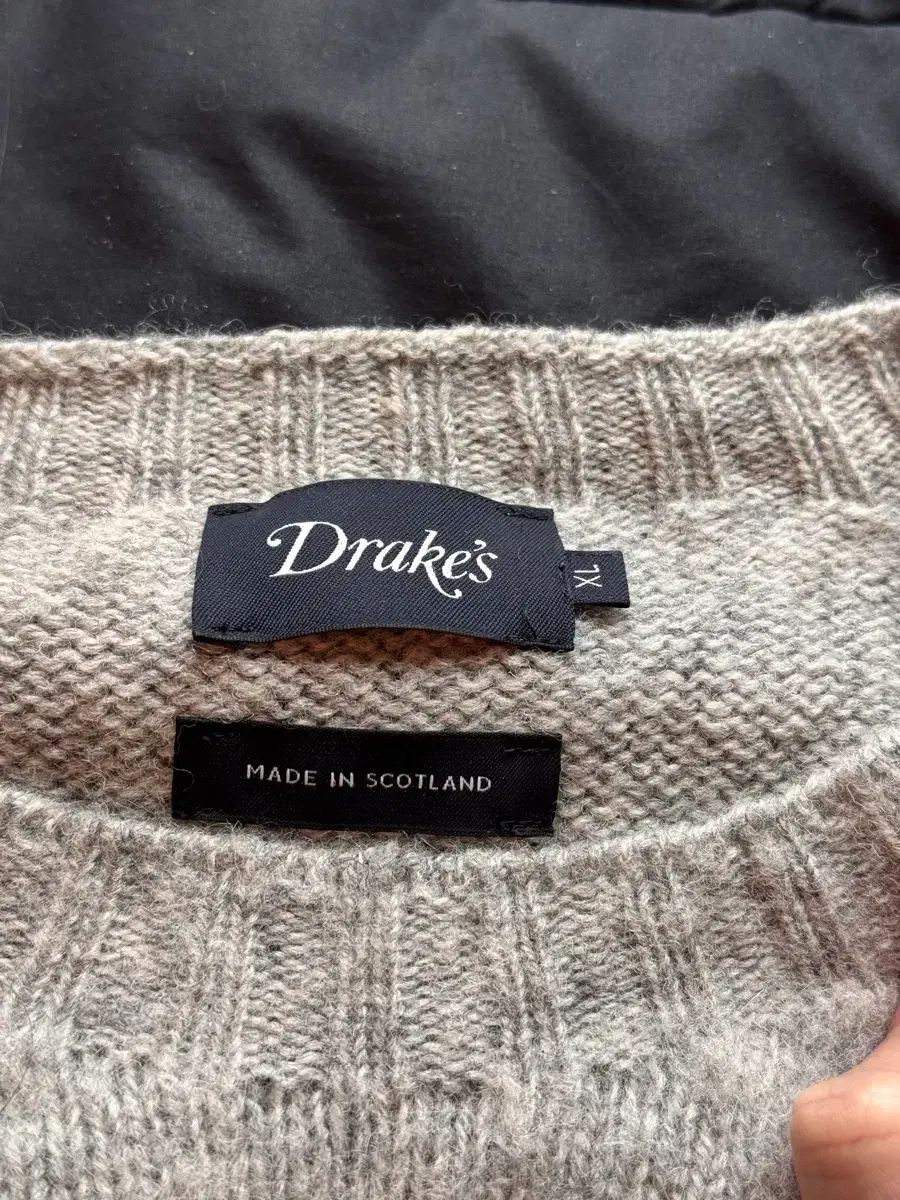 ドレイクス Drakes ハーレーオブスコットランド シャトルランドウール