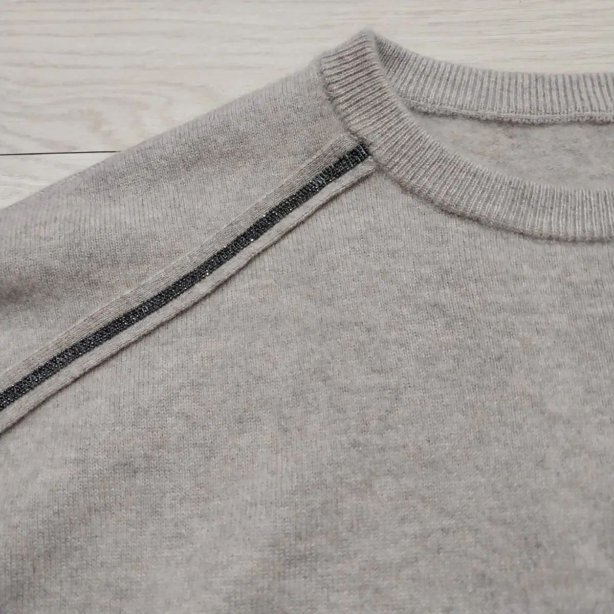 BRUNELLO CUCINELLI(ブルネロクチネリ) カシミア100 トップス (F