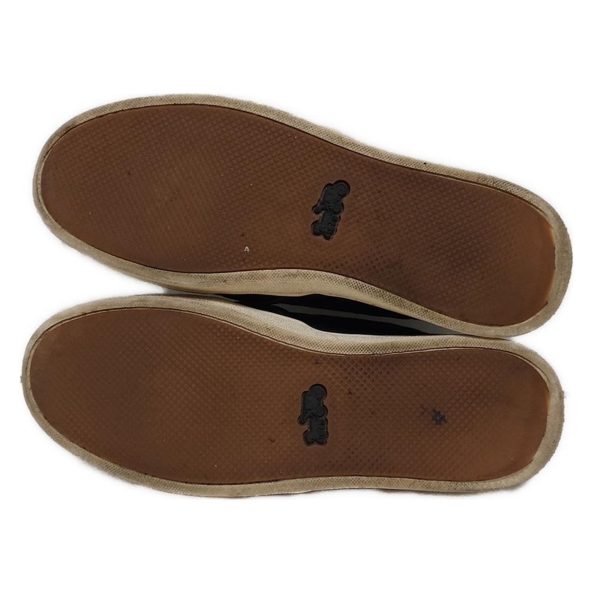 シグネチャー柄 レザー