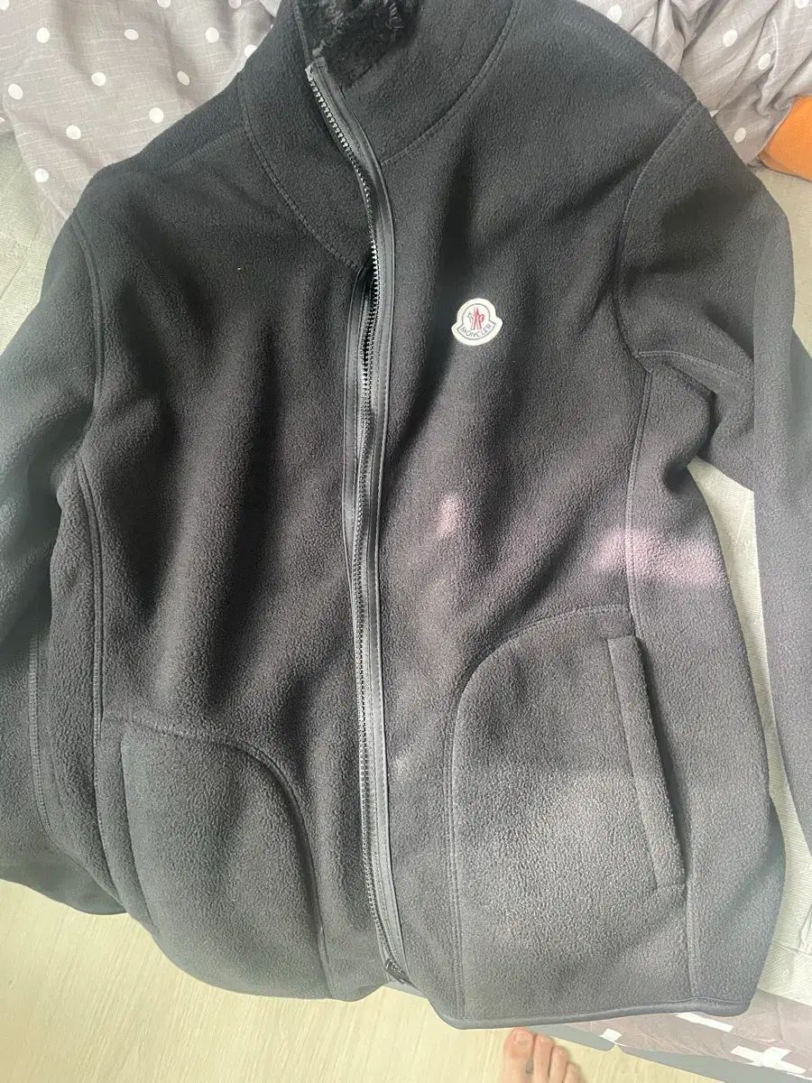 モンクレール ブラック フリース ジップアップ ジャケット