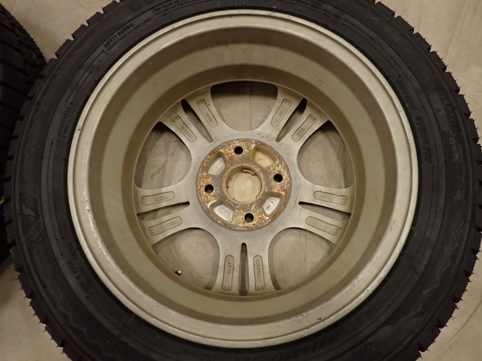 グッドイヤー アイスナビ