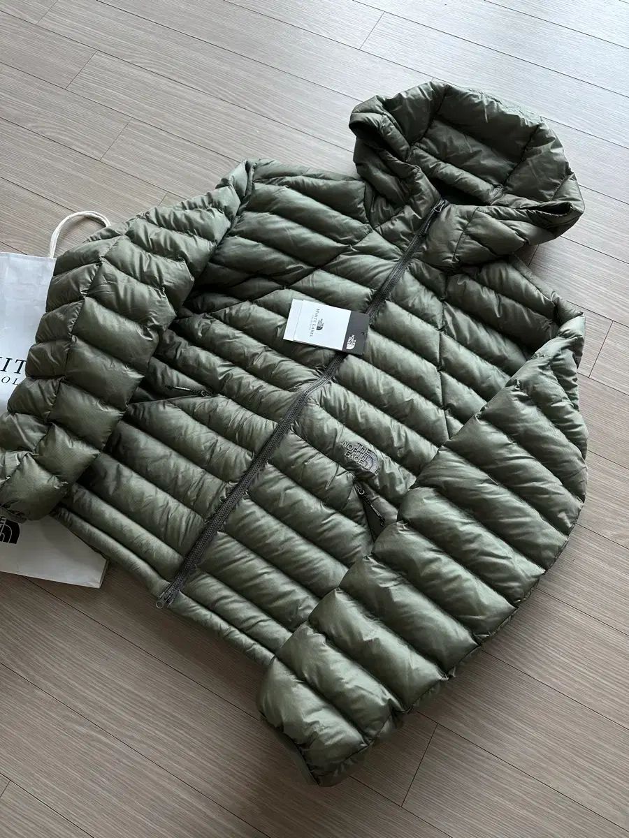 THE NORTH FACE ザノースフェイス ヴェンタス オン ジャケット ライトカーキ L