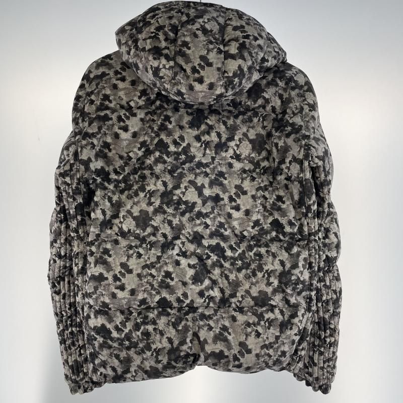 中古】TATRAS AMUR ダウンジャケット サイズ3 カモフラ グレー