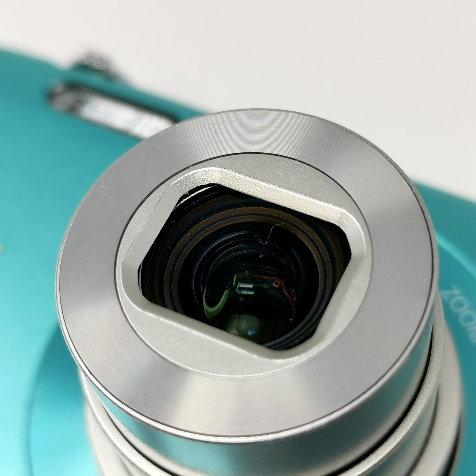 Nikon coolpix s3300 動作確認済み デジカメ 水色 ブルー デジタル