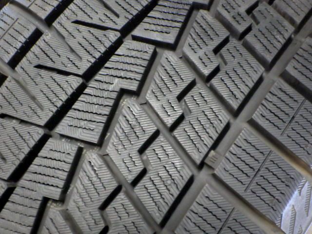  SR 211 製造 約9部山 ICE GUARD iG 70 225 45 R 18 4本 12インチ以下 スタッドレス