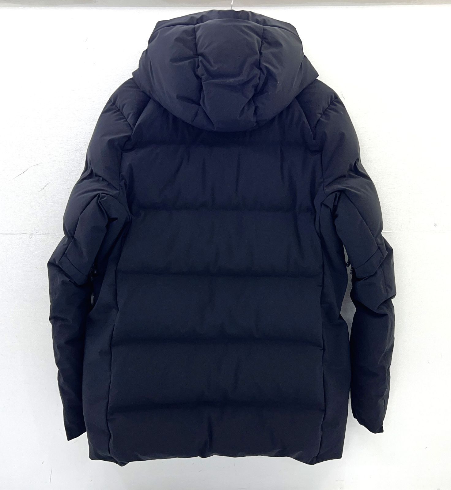 盛岡75-0131】【併売】水沢ダウン マウンテニア DESCENTE ALLTERRAIN