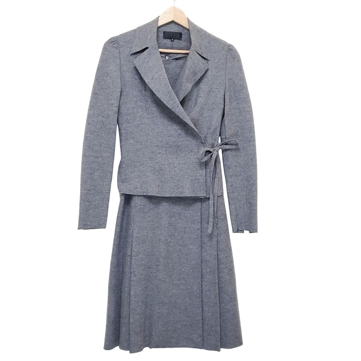 UNTITLED(アンタイトル) ワンピースセットアップ レディース美品