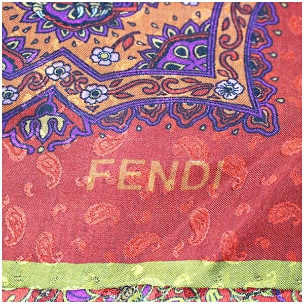 フェンディ シルク スカーフ レッド パープル ペイズリー 中古 Aランク
