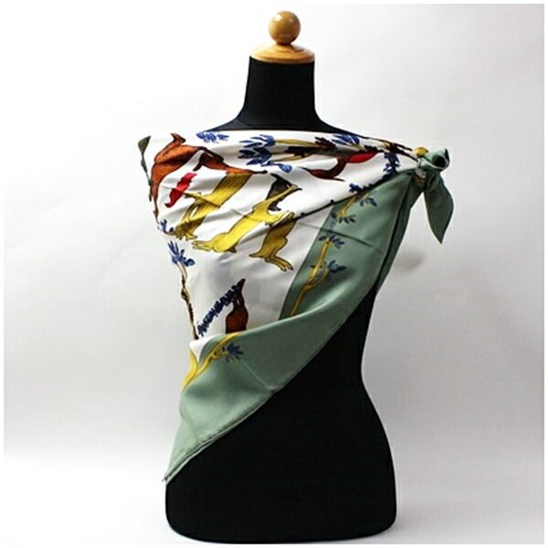 エルメス スカーフ カレ90 アニマル アルファベット 中古 Aランク