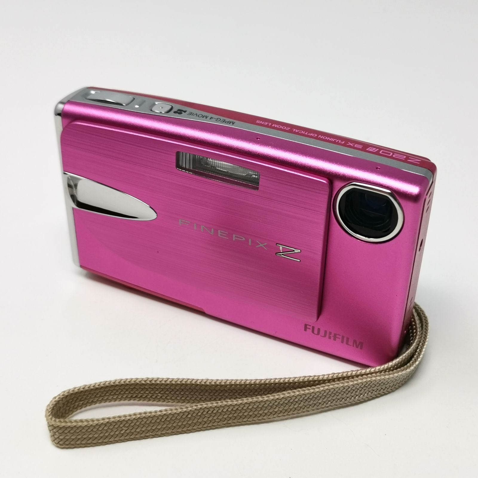 FUJIFILM FinePix Z 本体 ピンク 充電器セット　コンデジ Fujifilm FinePix Z ピンク 充電器付き Fujifilm FinePix Z ピンク
