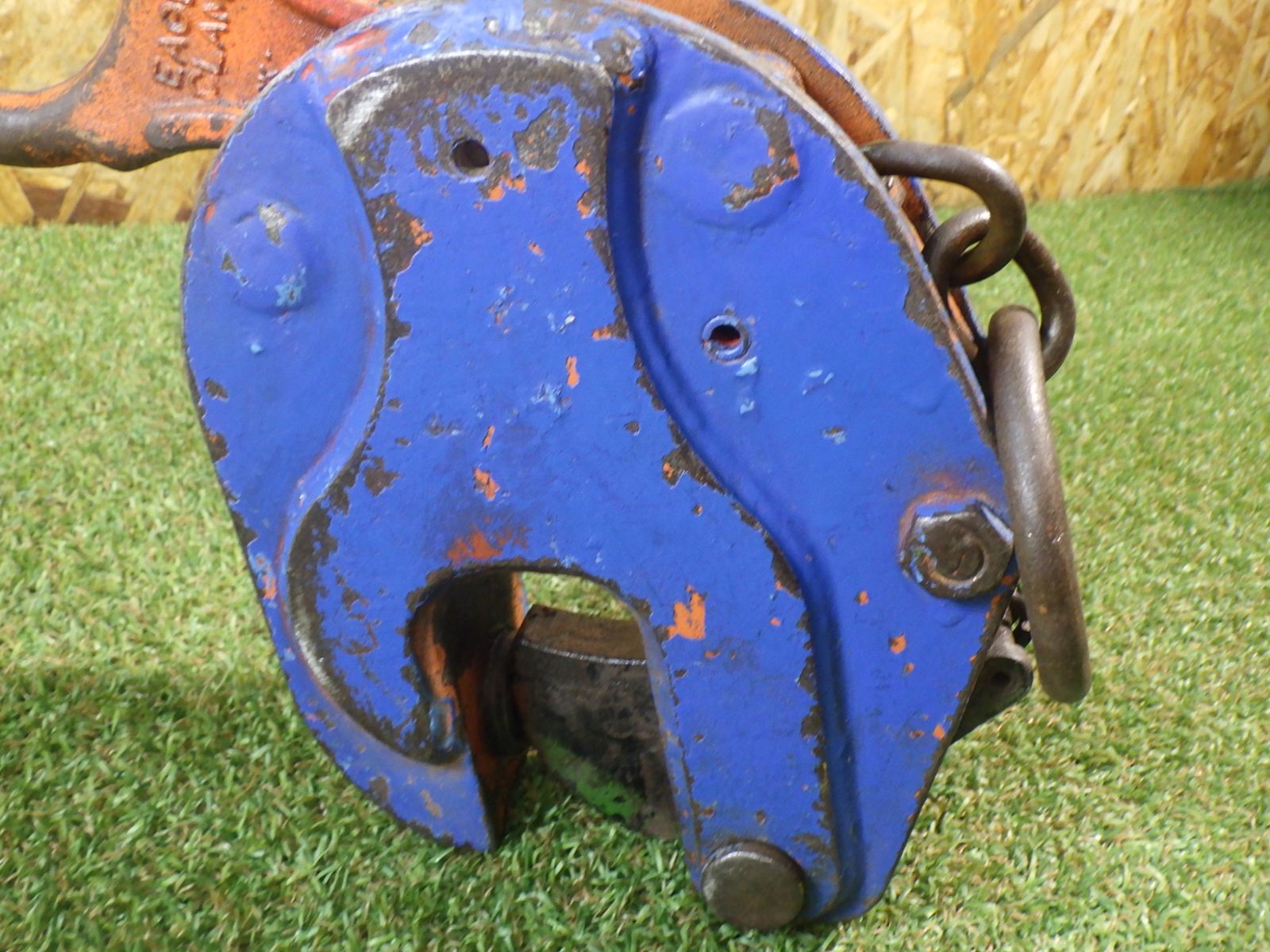 縦吊り用クランプ 1