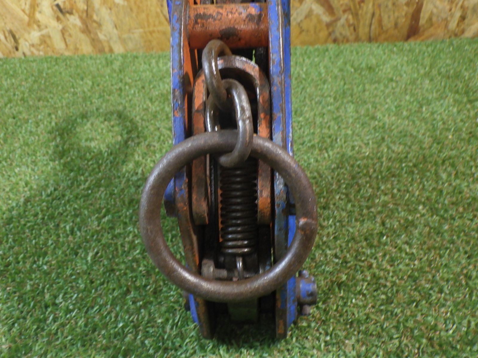 縦吊り用クランプ 1