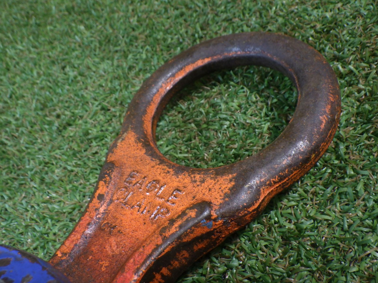 イーグルクランプ