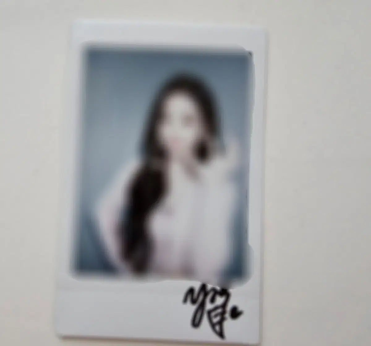 tripleS 公開番組 サノク キム・ユヨン タートルネック チェキ