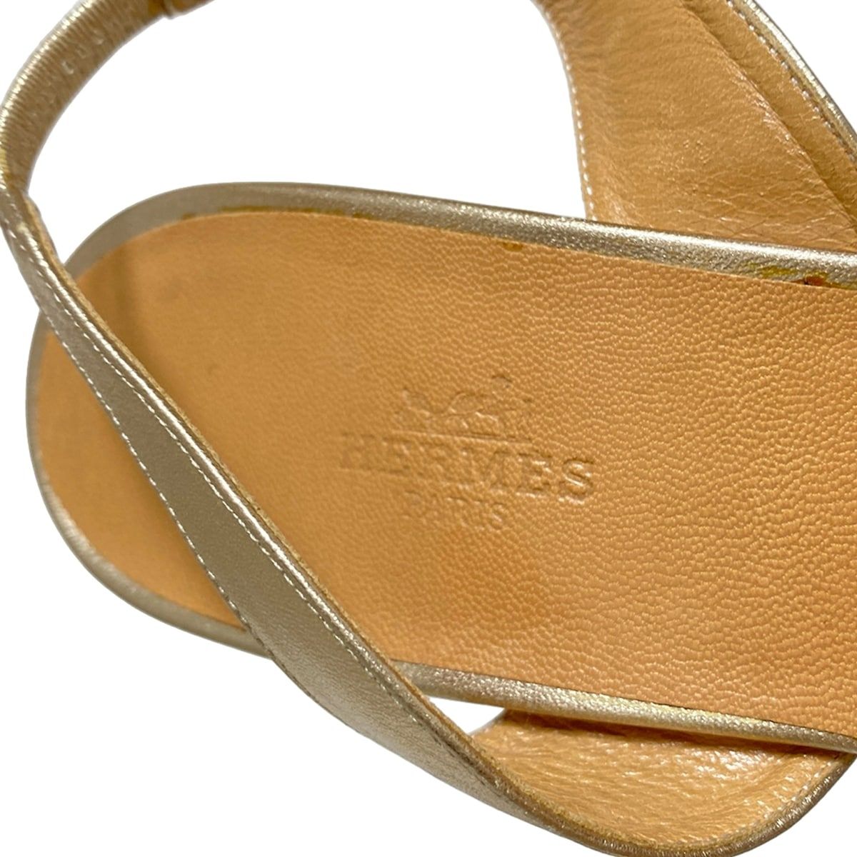 HERMES(エルメス) サンダル 39 レディース - ゴールド アウトソール張