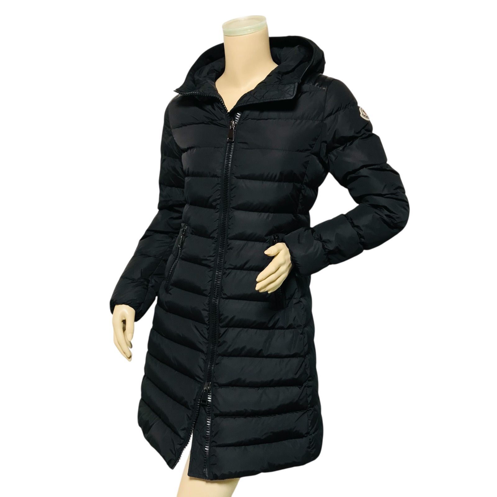 美品☆MONCLER・モンクレール TALEV レディース ブランドアイコン 
