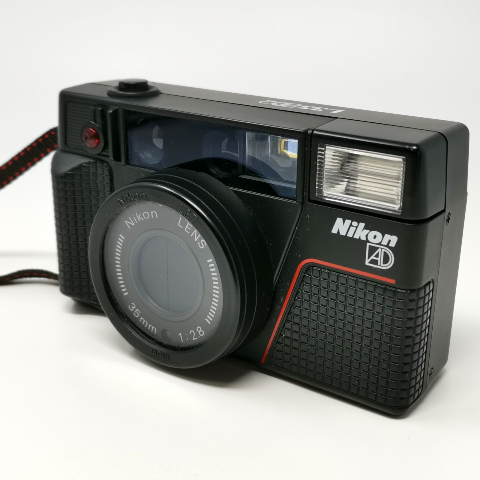 ニコン L 35 AD 2 フィルムカメラ フィルムないため動作未 通電 済み ブラック 管理番号