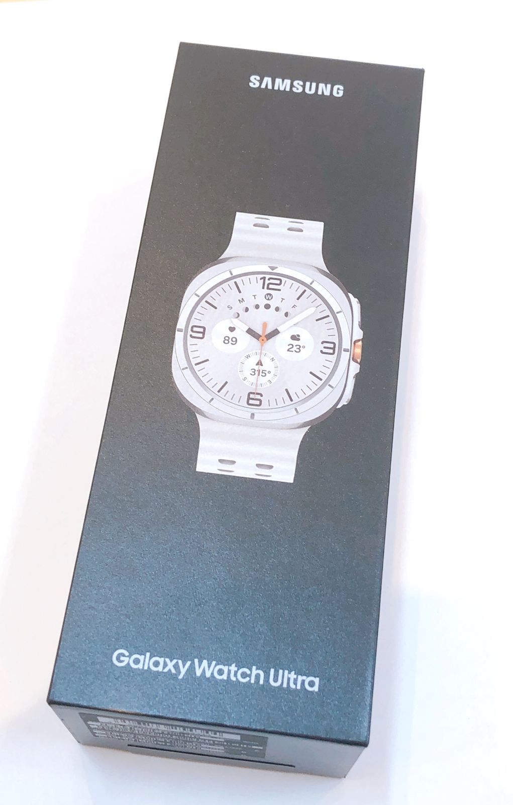 チタニウムホワイト