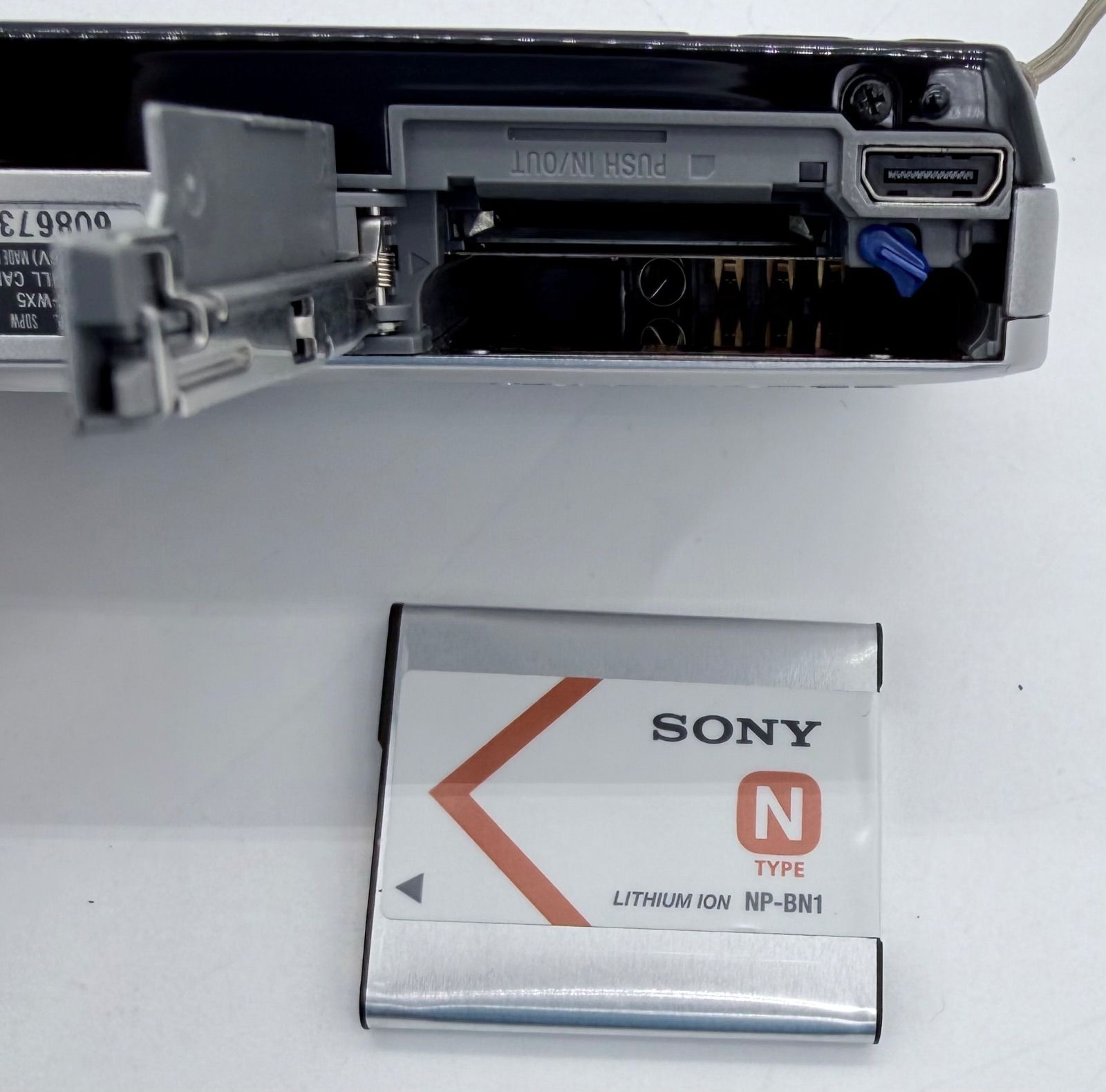 SONY Cyber-shot DSC-WX5 シルバー 動作確認済 箱付属品完備 純正電池