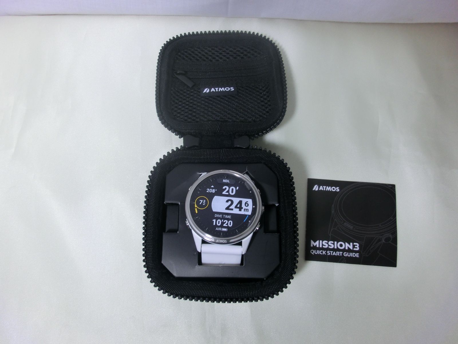 未使用品 ATMOS MISSION3 ダイブコンピューター ホワイトシルバー 