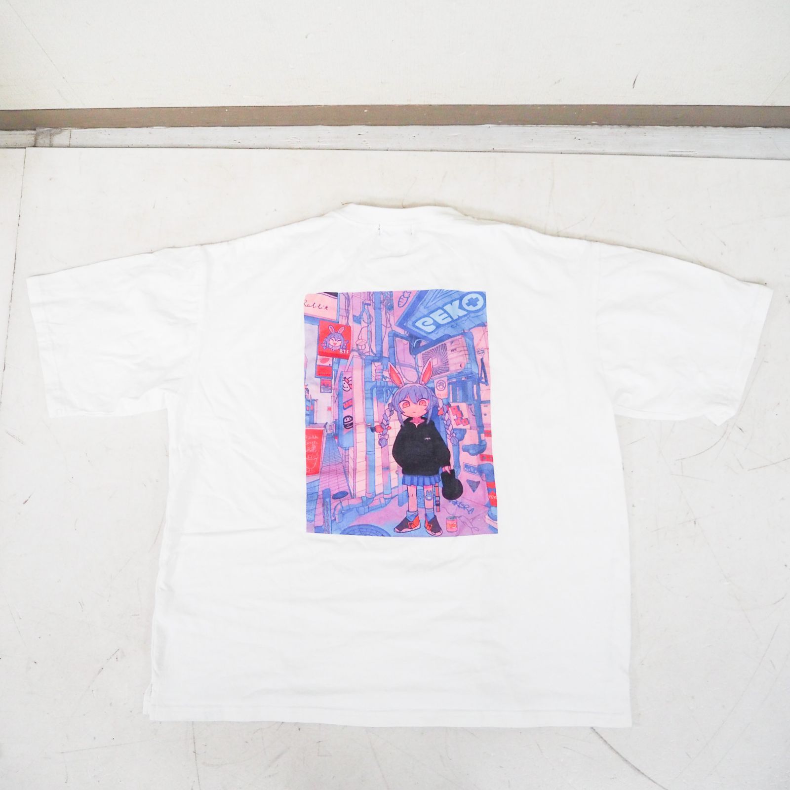CO5214 ホロライブ 兎田ぺこら 200万人記念グッズ UP2M Tシャツ CO5214 ホロライブ 兎田ぺこら 200万人記念グッズ UP2M Tシャツ
