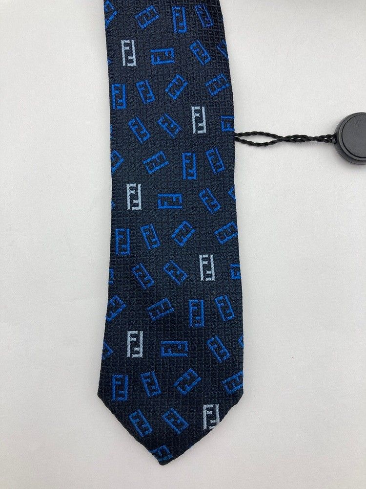 FENDI フェンディ ズッカ柄 ネクタイ シルク100％ ダークネイビー 中古